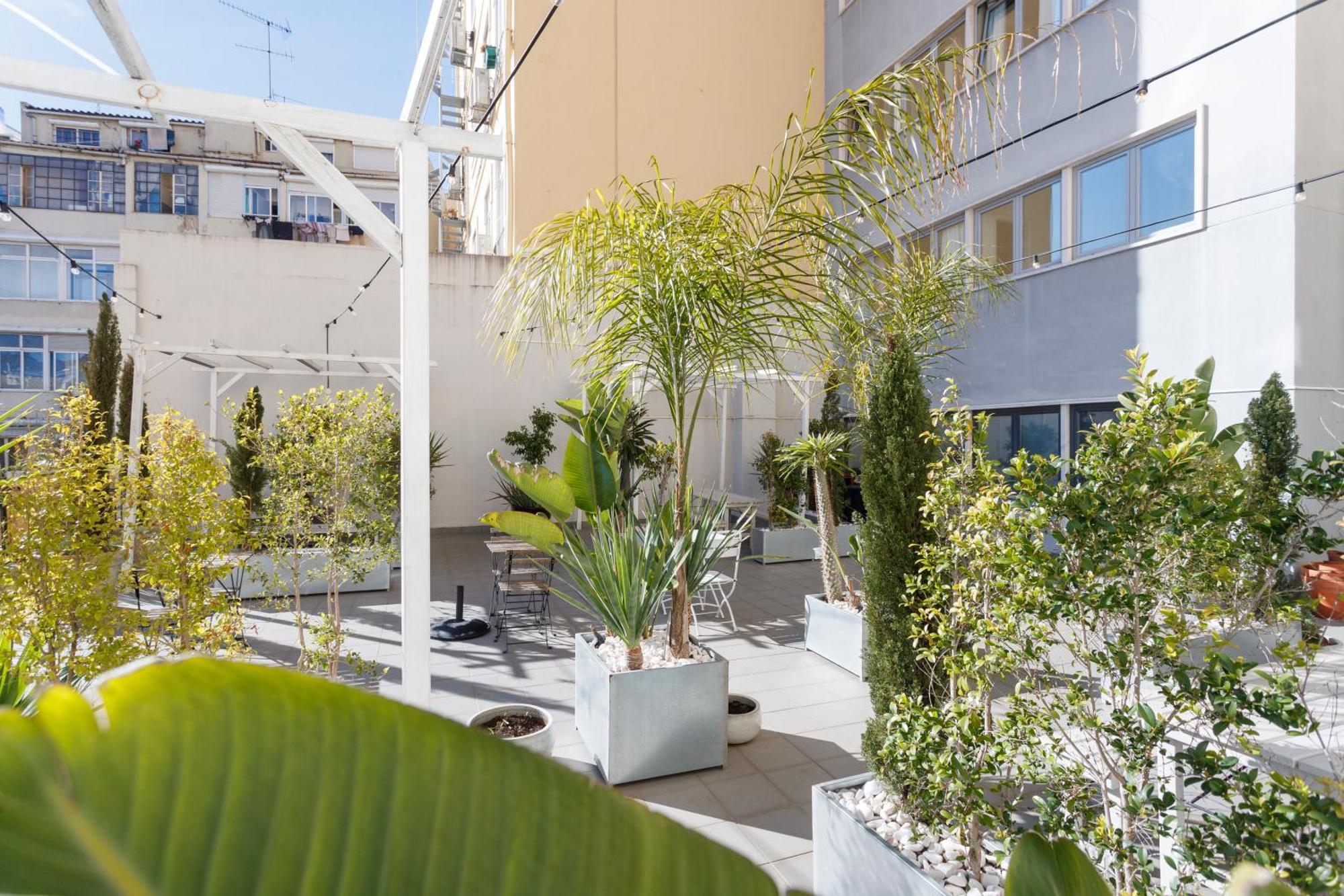 Cosmopolitan Comfort In Lisbon 4A- By Misha'S Place Exterior photo